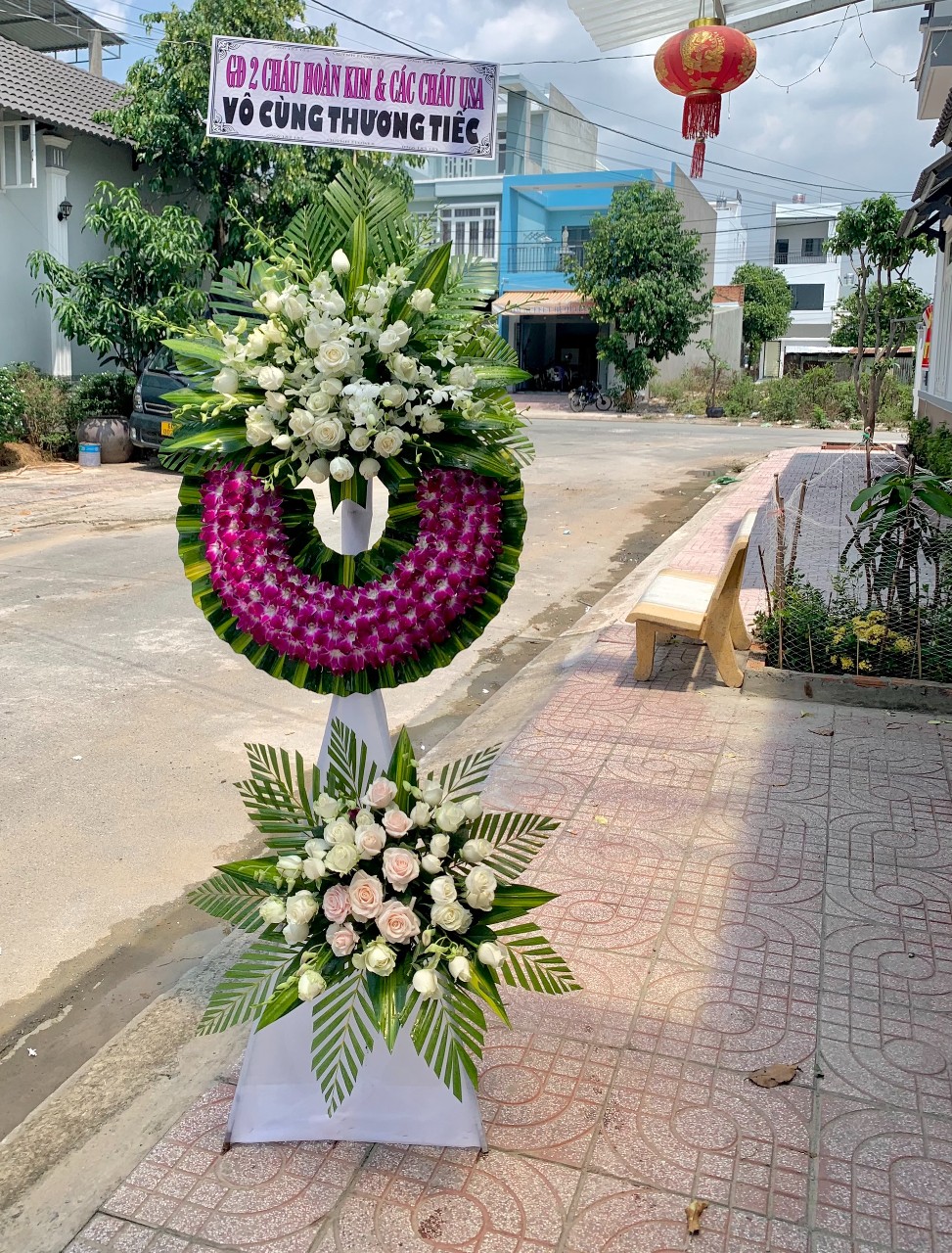 hoa tang lễ bình tân